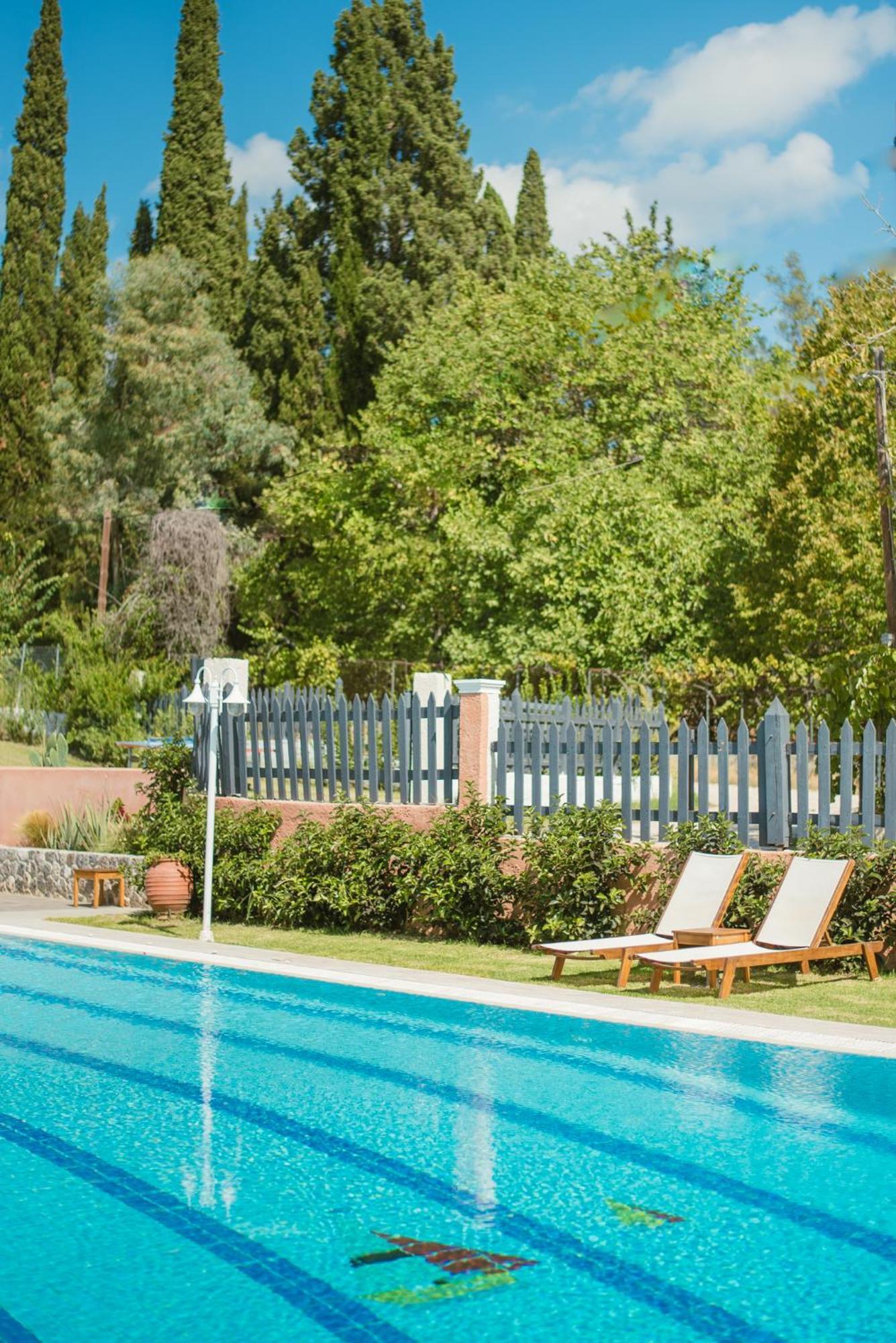 Aparthotel Dominoes Corfu Ipsos Esterno foto