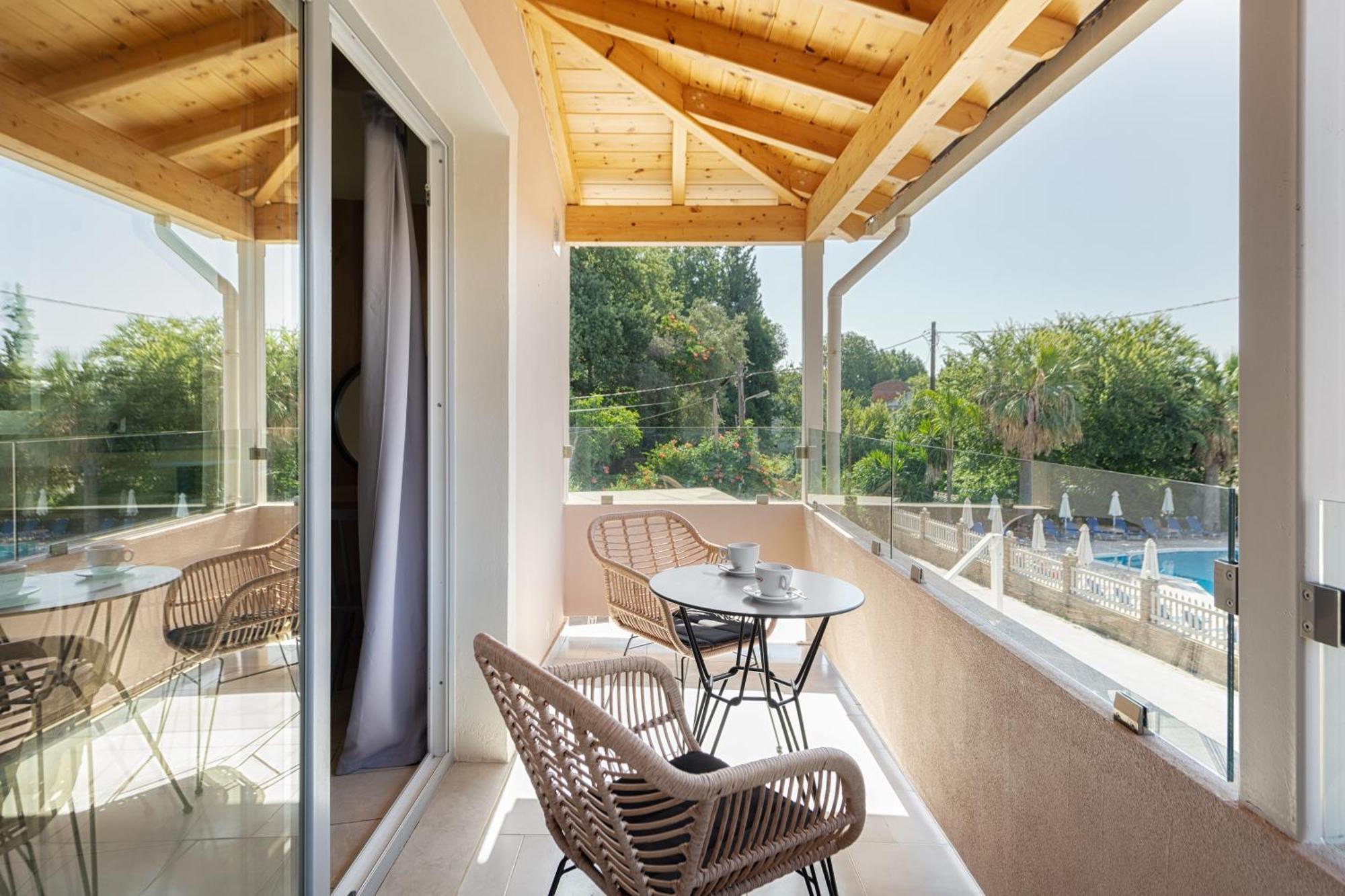 Aparthotel Dominoes Corfu Ipsos Esterno foto